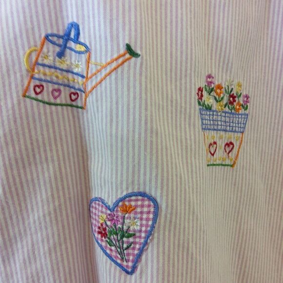 Faded Glory pink and white stripe top with embroidery and denim collar - Picture 8 of 13